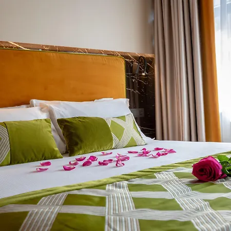 Neman Maison Experience I Pantheon B&B 로마