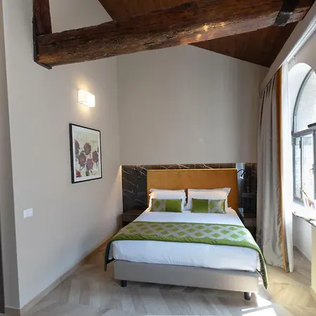 Neman Maison Experience I Pantheon 로마