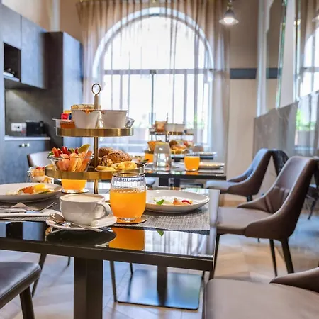 Neman Maison Experience I Pantheon 로마