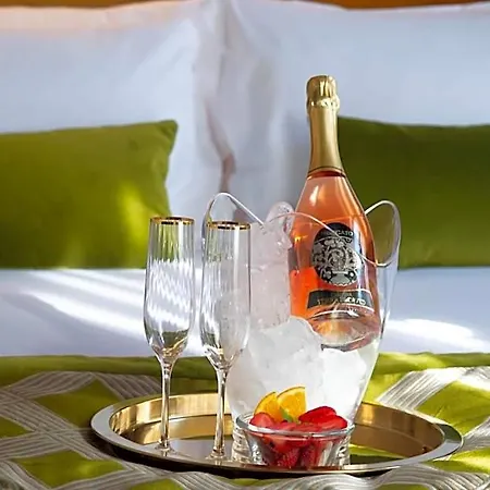 Nocleg ze śniadaniem Neman Maison Experience I Pantheon 4*