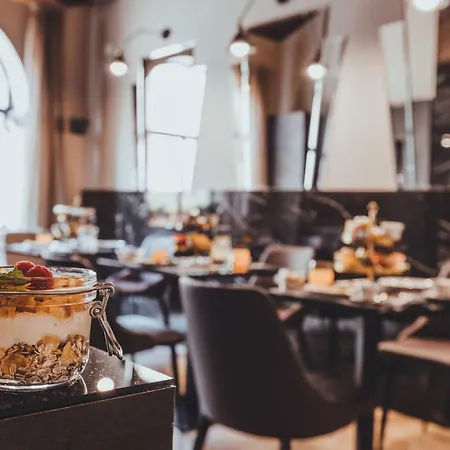 Neman Maison Experience I Pantheon Bed and Breakfast