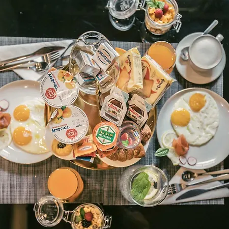 Neman Maison Experience I Pantheon Alojamento de Acomodação e Pequeno-almoço Roma