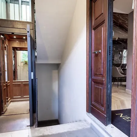 Neman Maison Experience I Pantheon Alojamento de Acomodação e Pequeno-almoço Roma